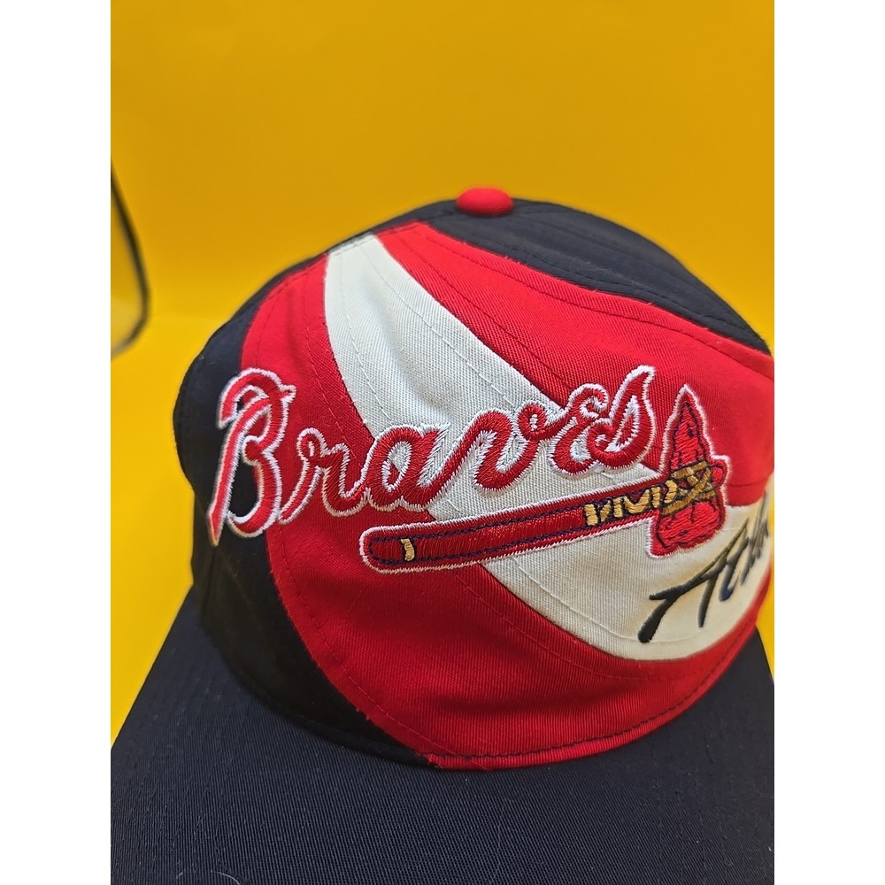 VIntage Atlanta Braves Snap Back Hat. 90's Excellent Condition! **Rare Find** - Picture 8 of 9